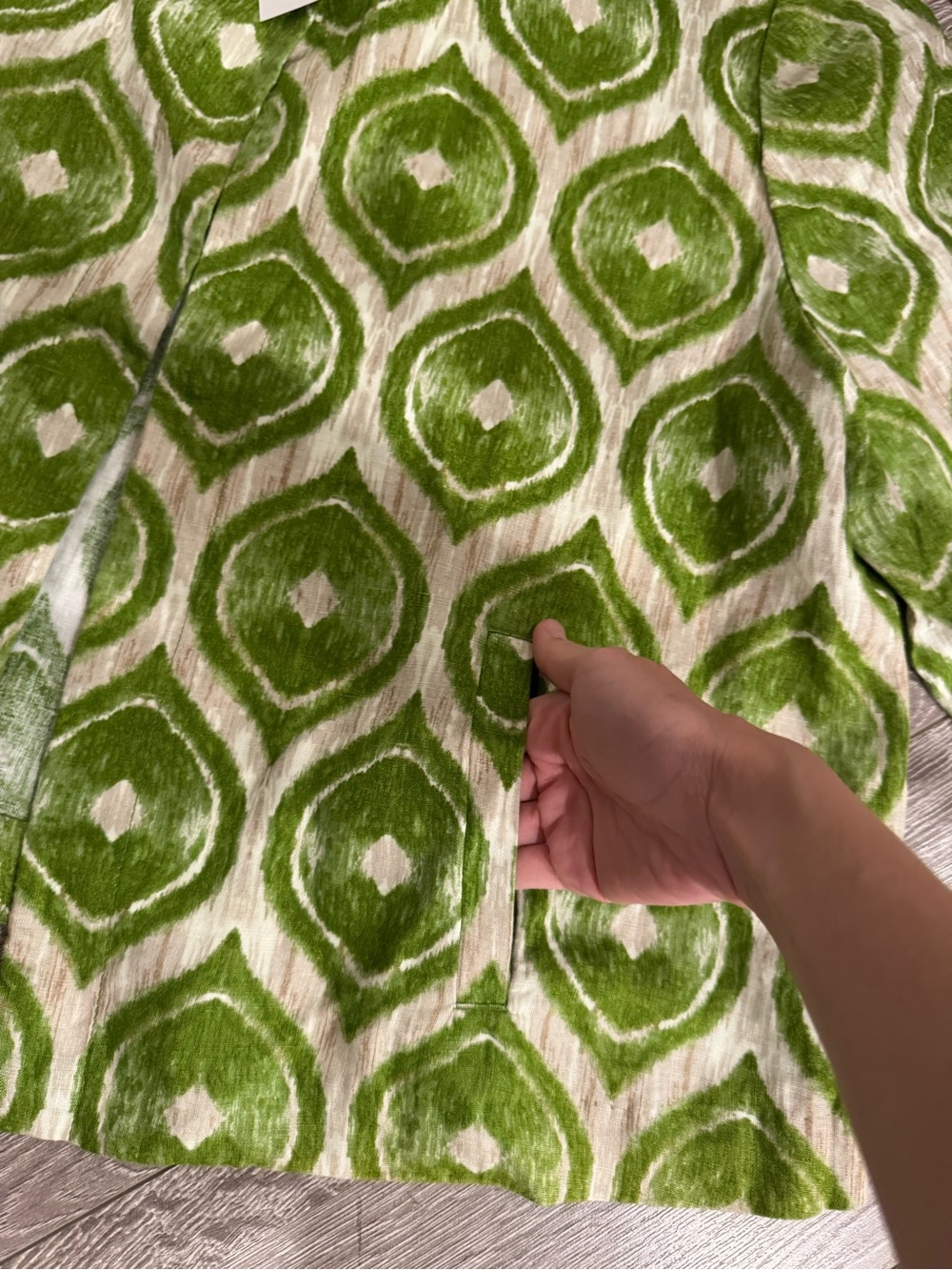 Chico's Green and Cream Ikat-Print Button Front Jacket Linen Beachy Old Money - Picture 2 of 6